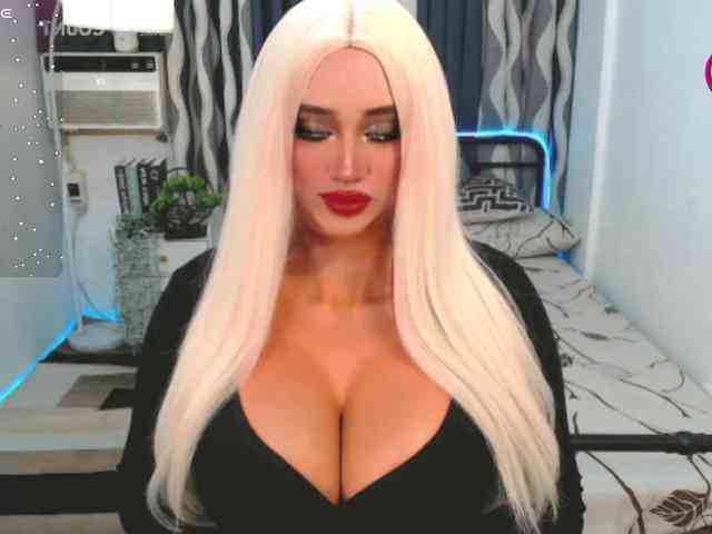 TsGiganticSelfsuckers Sex Cam Show
