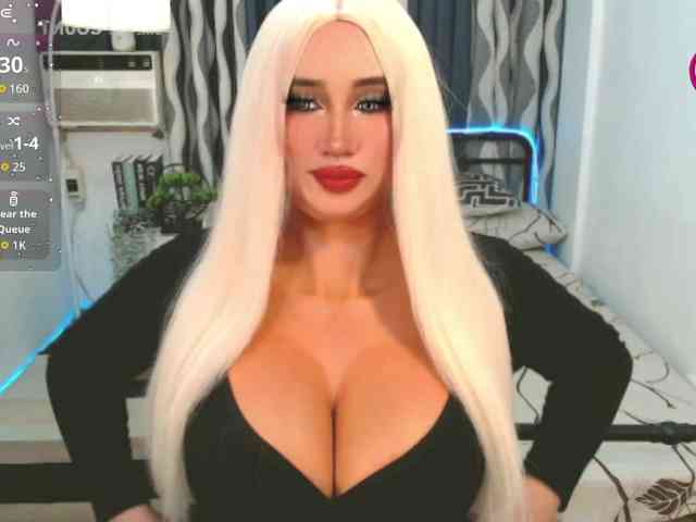 TsGiganticSelfsuckers Sex Cam Show