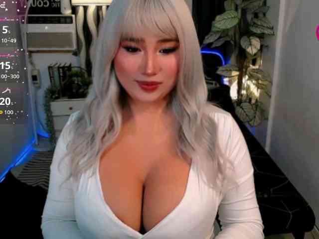 TsGiganticSelfsuckers Sex Cam Show
