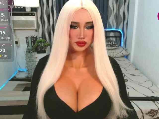 TsGiganticSelfsuckers Sex Cam Show