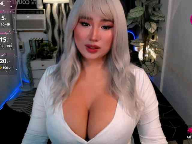 TsGiganticSelfsuckers Sex Cam Show