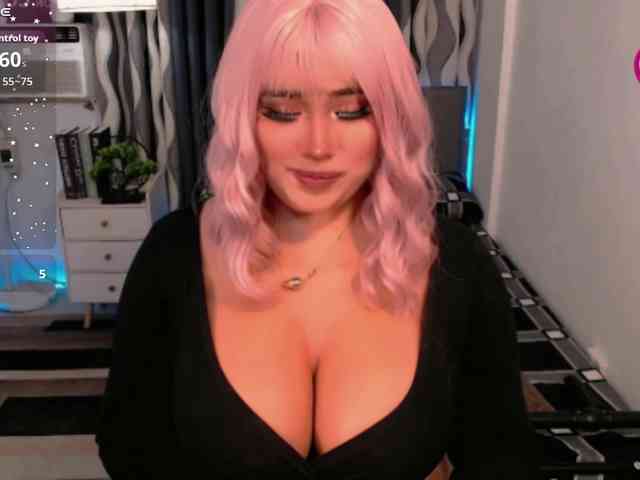 TsGiganticSelfsuckers Sex Cam Show