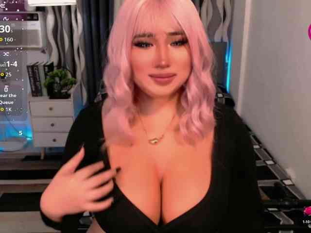 TsGiganticSelfsuckers Sex Cam Show