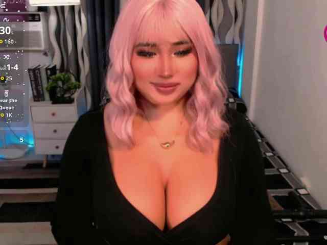 TsGiganticSelfsuckers Sex Cam Show