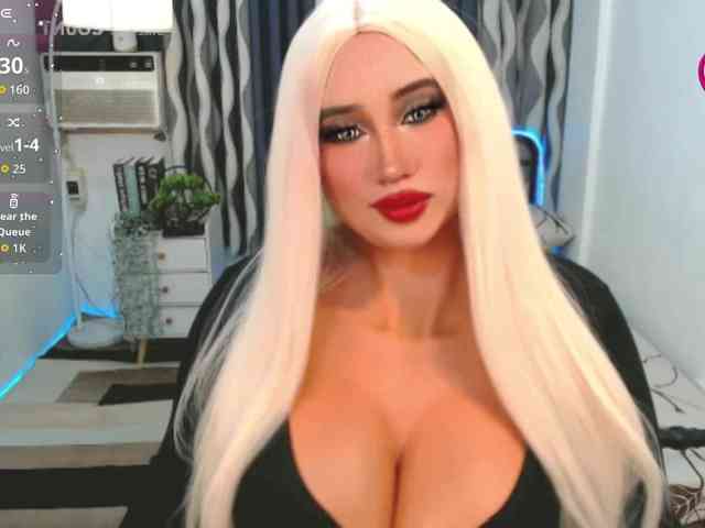 TsGiganticSelfsuckers Sex Cam Show