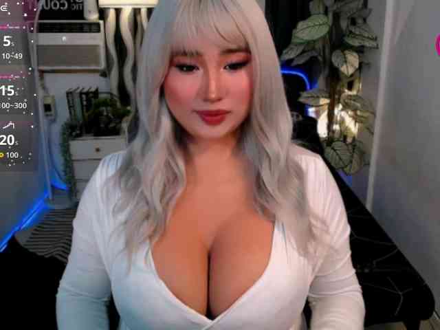TsGiganticSelfsuckers Sex Cam Show