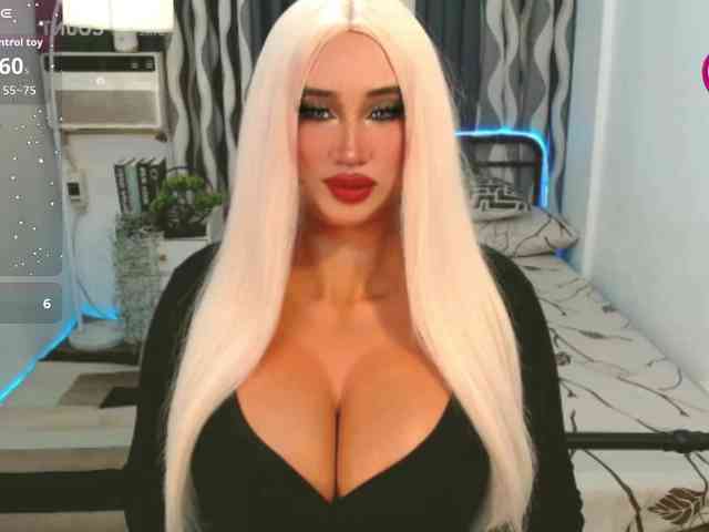 TsGiganticSelfsuckers Sex Cam Show