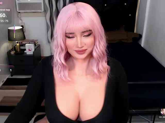 TsGiganticSelfsu... Live Webcam on BongaCams