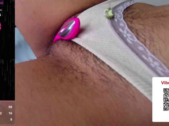 GOODGIRLYUMMM webcam