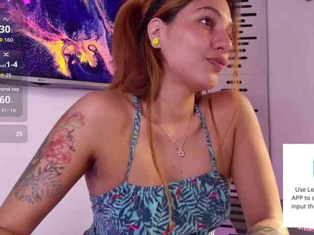 GOODGIRLYUMMM webcam