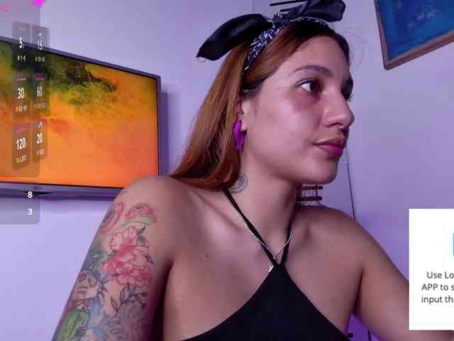 GOODGIRLYUMMM webcam