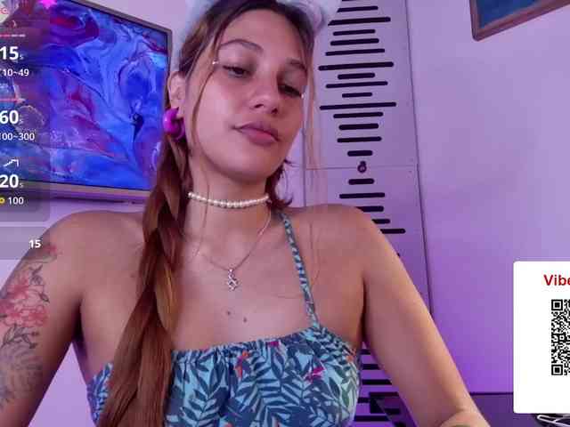 GOODGIRLYUMMM webcam