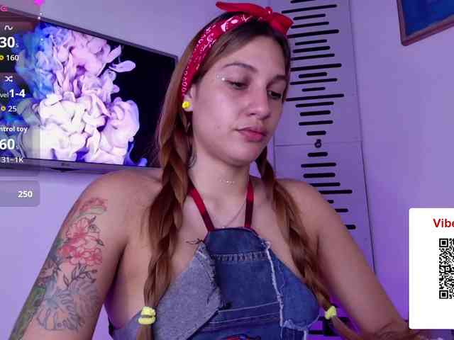 GOODGIRLYUMMM webcam