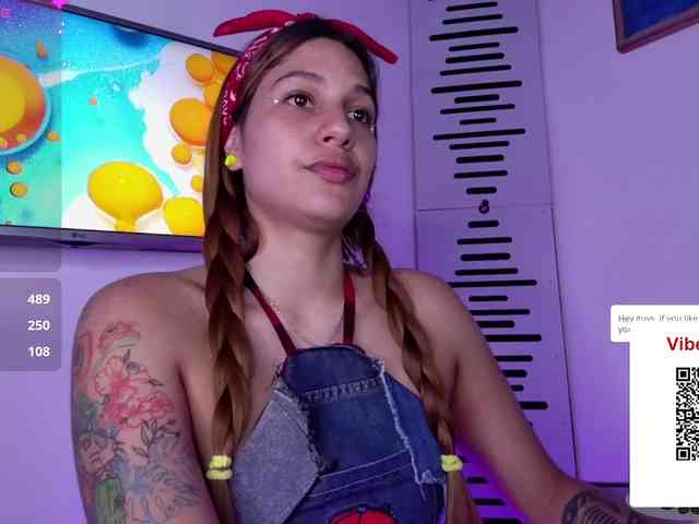 GOODGIRLYUMMM webcam