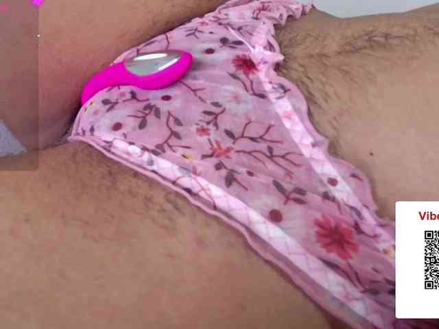 GOODGIRLYUMMM webcam