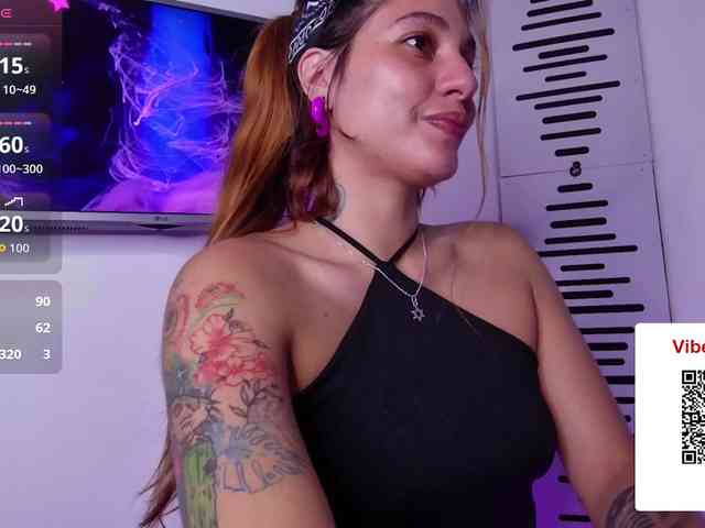 GOODGIRLYUMMM webcam