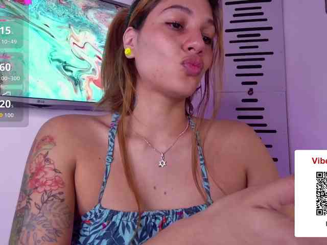 GOODGIRLYUMMM webcam