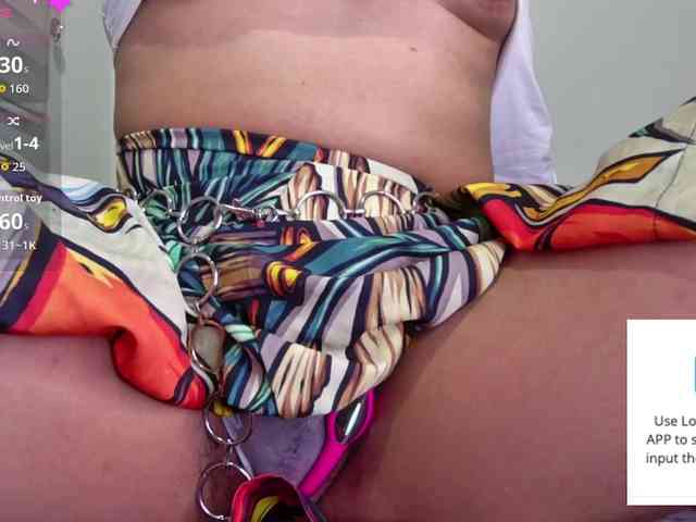 GOODGIRLYUMMM webcam