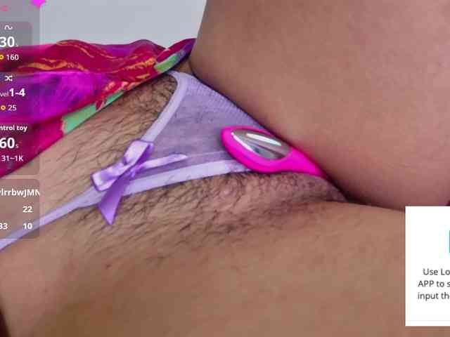 GOODGIRLYUMMM webcam