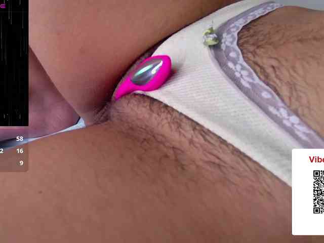 GOODGIRLYUMMM webcam