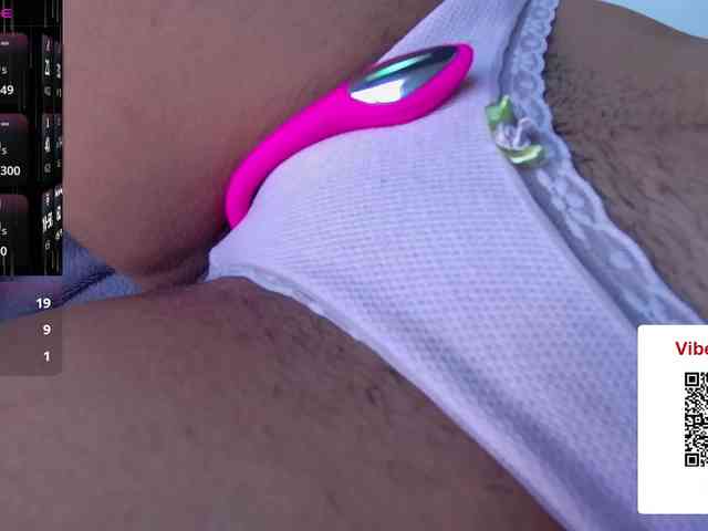 GOODGIRLYUMMM webcam