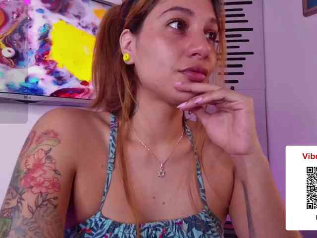GOODGIRLYUMMM webcam