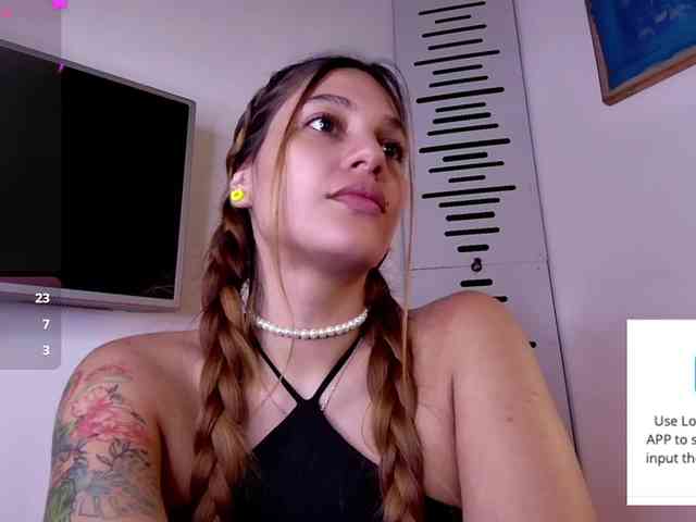 GOODGIRLYUMMM webcam