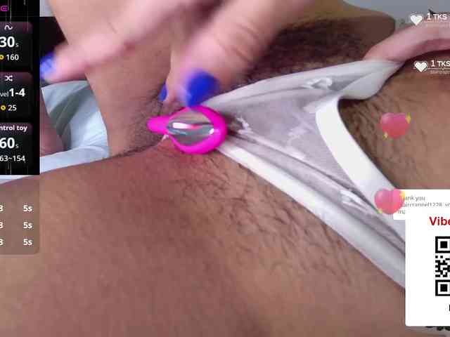 GOODGIRLYUMMM webcam