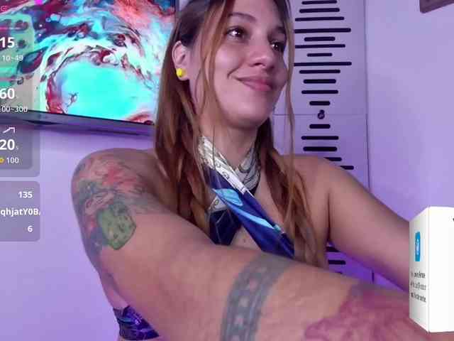 GOODGIRLYUMMM webcam