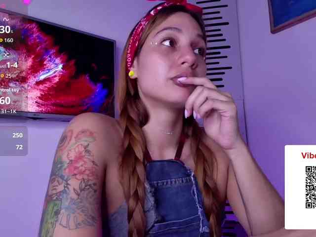 GOODGIRLYUMMM webcam