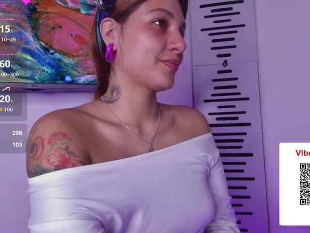GOODGIRLYUMMM webcam