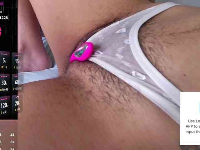 GOODGIRLYUMMM webcam