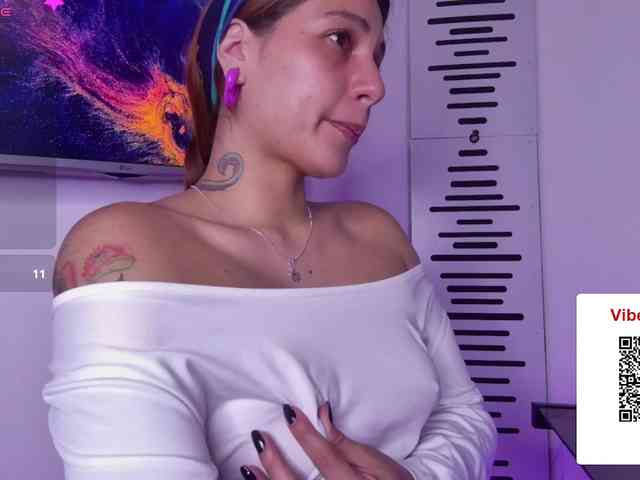 GOODGIRLYUMMM webcam