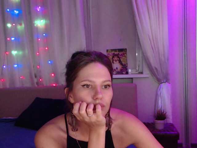 __--_-___---_-_-_- live cam preview