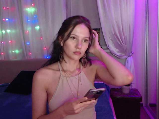 Zlata777 live cam on BongaCams