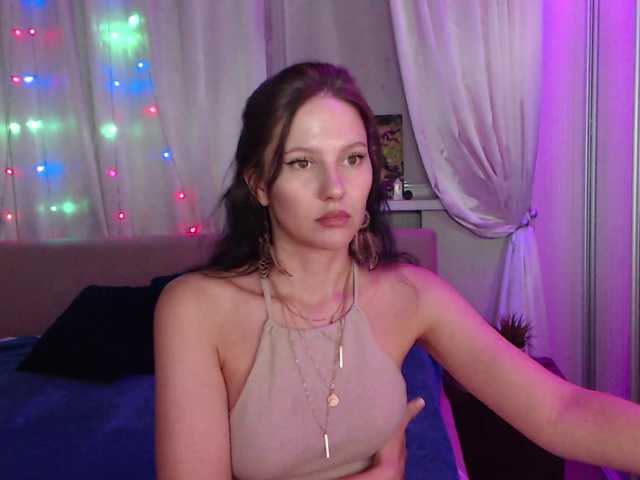 Zlata777 live cam on BongaCams