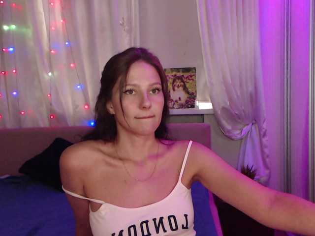 Zlata777 live cam on BongaCams