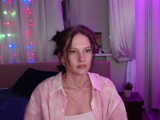 Zlata777 live cam on BongaCams