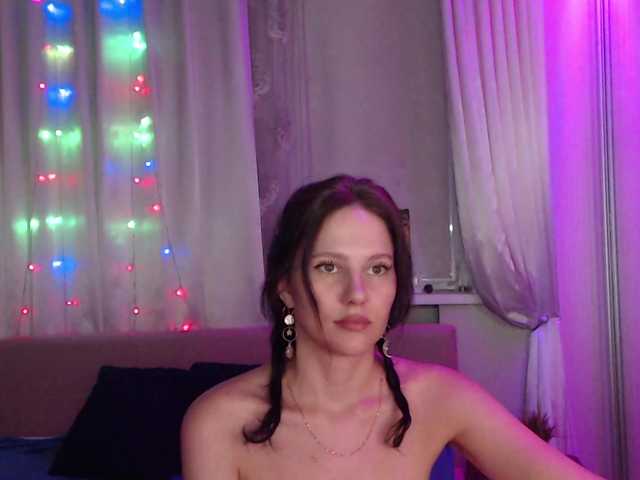 Zlata777 live cam on BongaCams