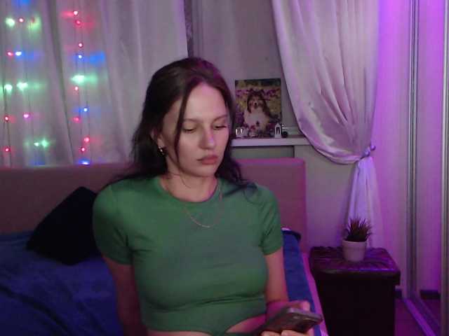 Zlata777 live cam on BongaCams