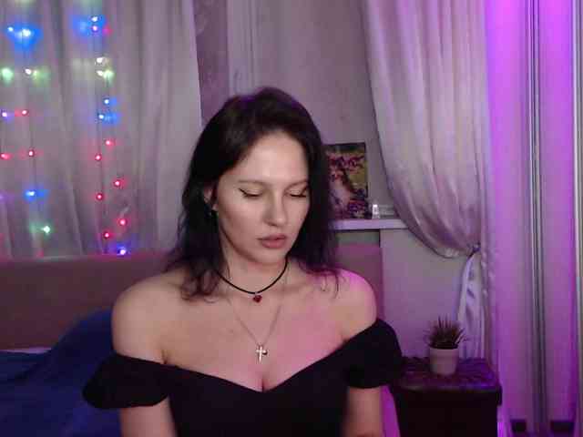 __--_-___---_-_-_- webcam