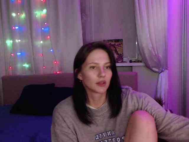__--_-___---_-_-_- webcam