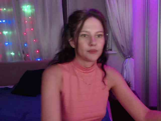 __--_-___---_-_-_- webcam