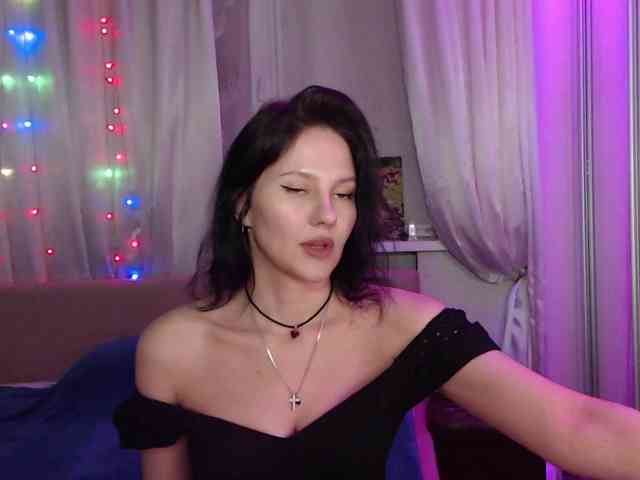 __--_-___---_-_-_- webcam