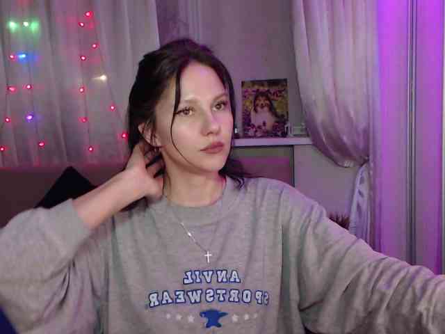 __--_-___---_-_-_- webcam