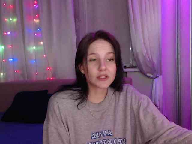 __--_-___---_-_-_- webcam