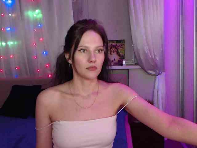 __--_-___---_-_-_- webcam