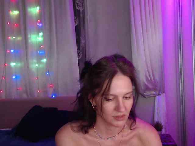 __--_-___---_-_-_- webcam