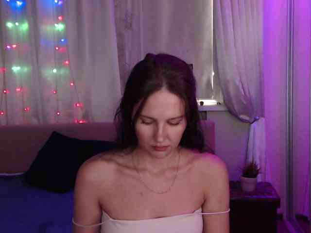 __--_-___---_-_-_- webcam