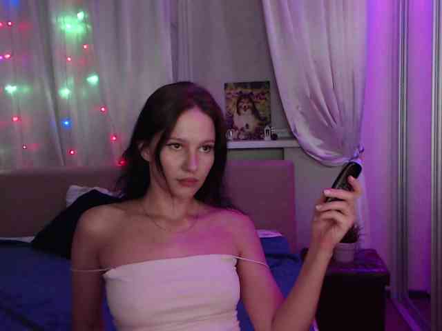 __--_-___---_-_-_- webcam